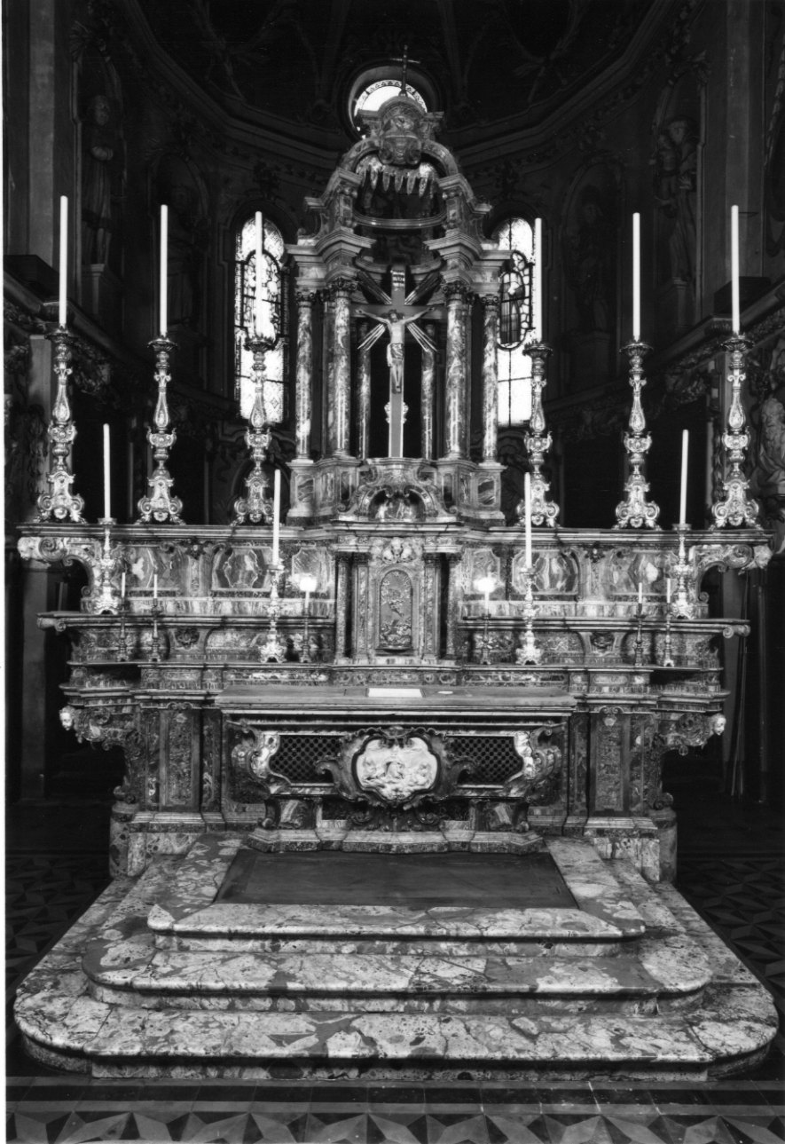gloria di San Martino (altare maggiore, opera isolata) di Pelagatta Giacomo, Bernero Giovanni Battista (terzo quarto sec. XVIII)