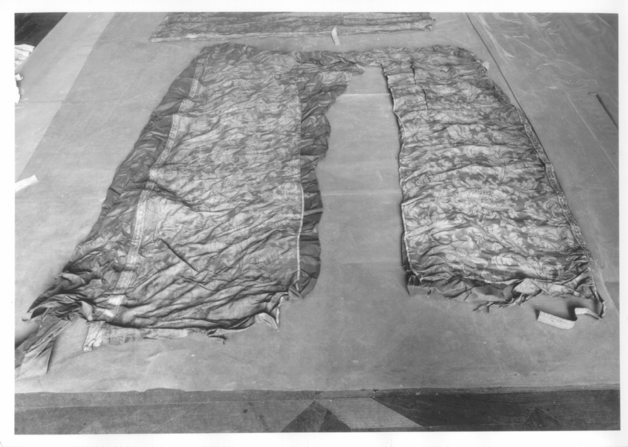 tenda, opera isolata - manifattura italiana (prima metà sec. XX)