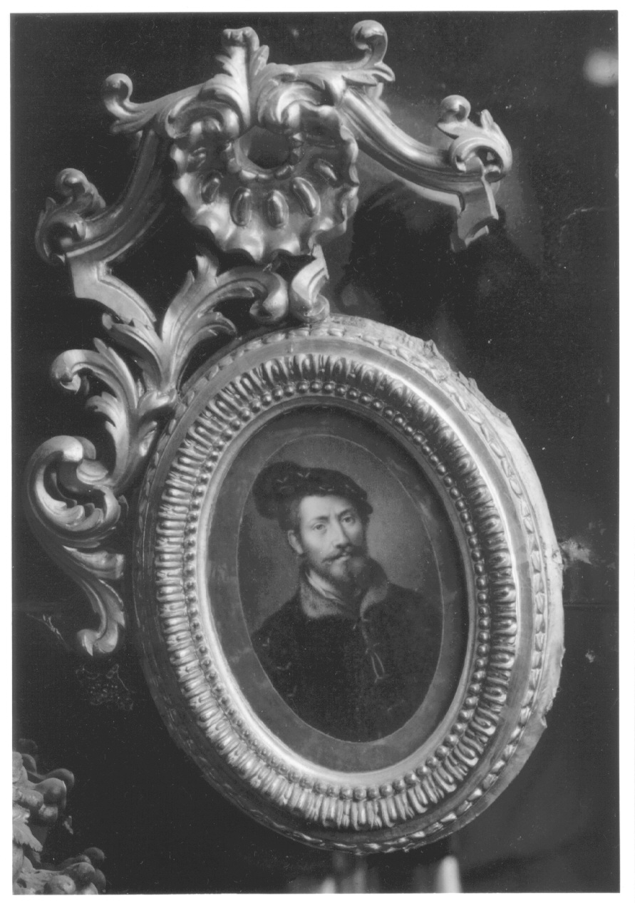 ritratto d'uomo (miniatura, opera isolata) di Ramelli Giovanni Felice (prima metà sec. XVIII)