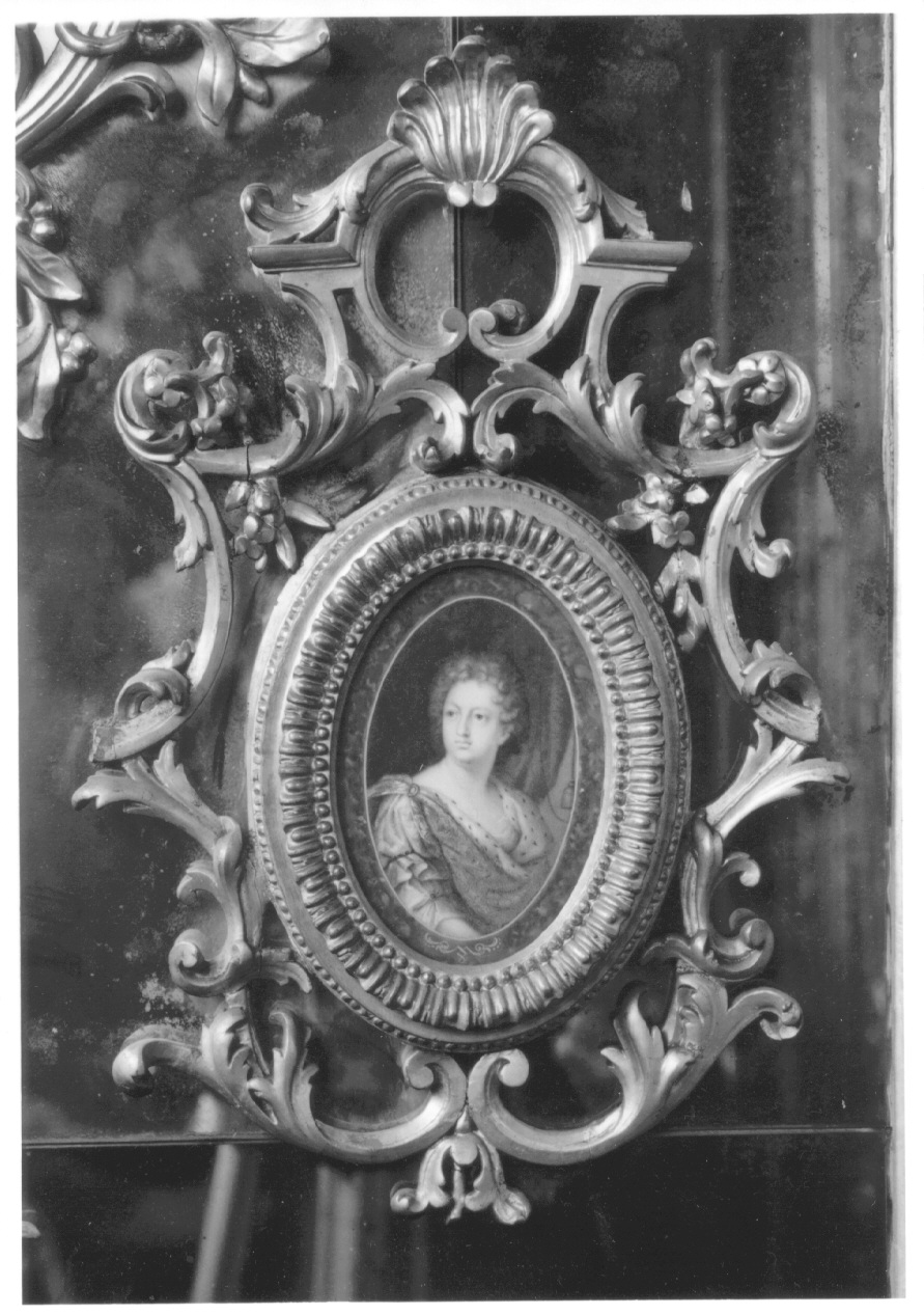 ritratto di donna (miniatura, opera isolata) di Ramelli Giovanni Felice (secondo quarto sec. XVIII)