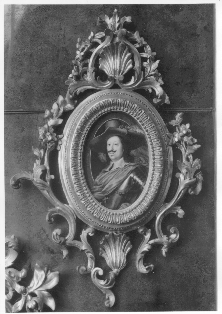 ritratto d'uomo (miniatura, opera isolata) di Ramelli Giovanni Felice (secondo quarto sec. XVIII)