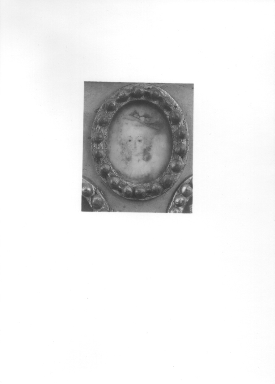 ritratto di nobildonna (miniatura, elemento d'insieme) - ambito piemontese (prima metà sec. XIX)