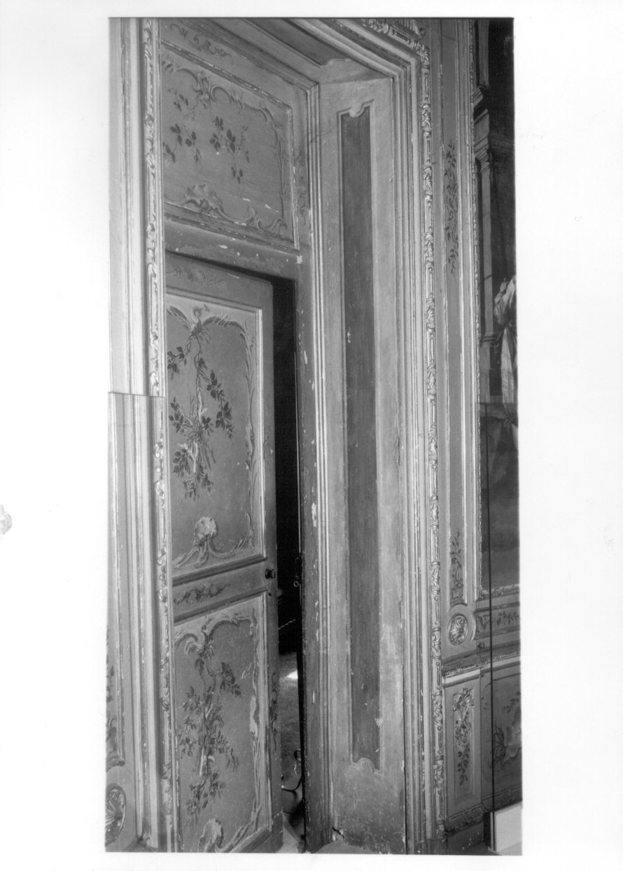 stipite di porta, serie di Antoniani Francesco, Perego Gaetano (metà sec. XVIII)