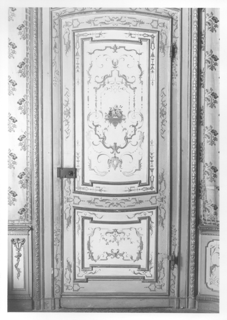 GROTTESCHE (porta, opera isolata) di Pozzo Giovanni Pietro (attribuito), Pozzo Pietro Antonio (attribuito) (terzo quarto sec. XVIII)