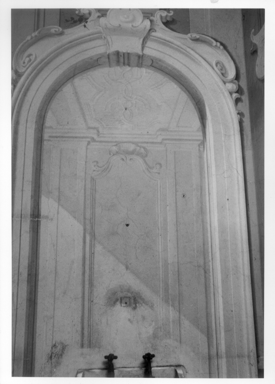 MOTIVI DECORATIVI ARCHITETTONICI (decorazione pittorica, opera isolata) di Bellavite Innocente (attribuito) (secondo quarto sec. XVIII)