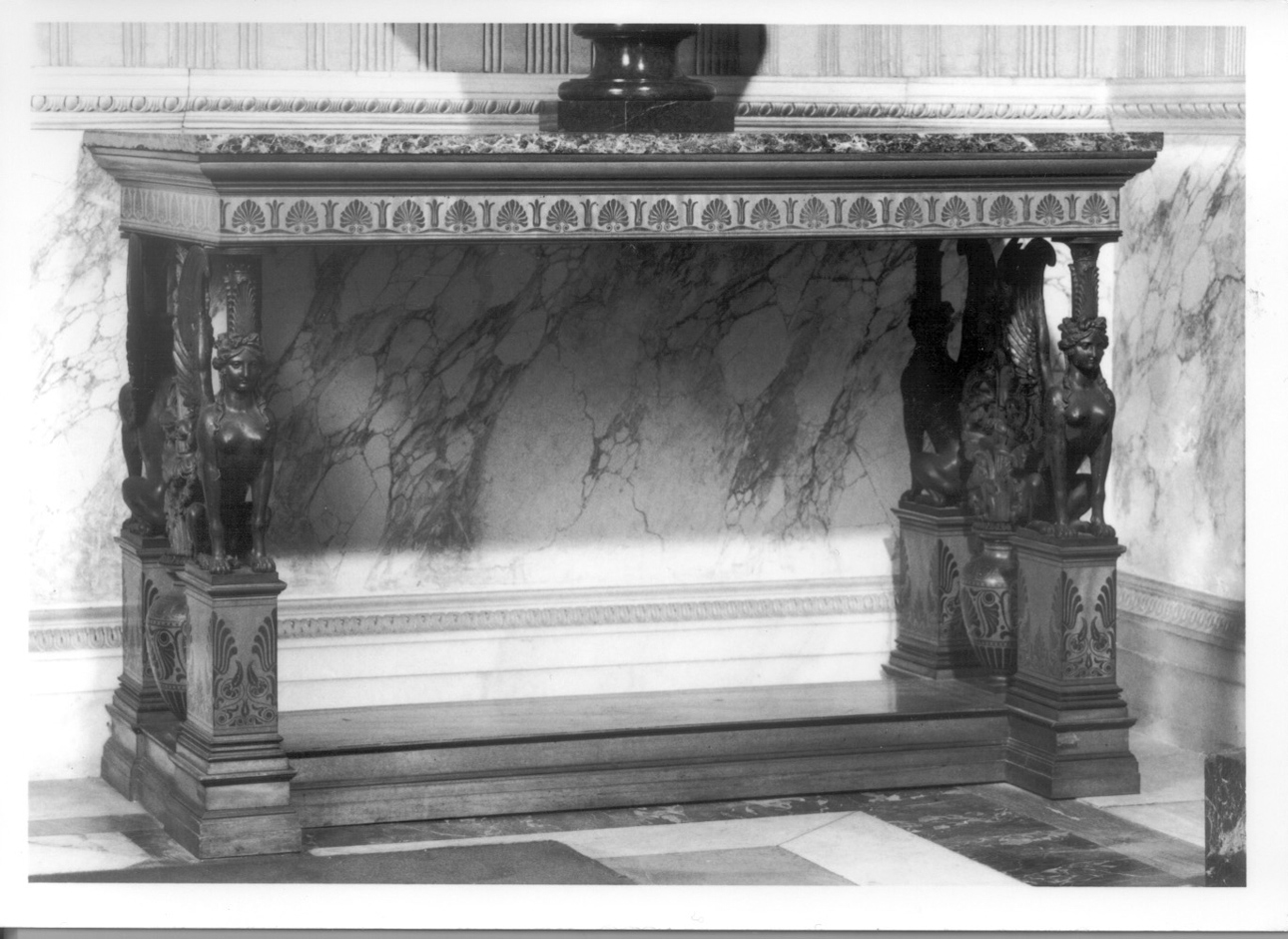 tavolo da muro, serie di Palagi Pelagio, Capello Gabriele detto Moncalvo, Cacciatori Benedetto (secondo quarto XIX)