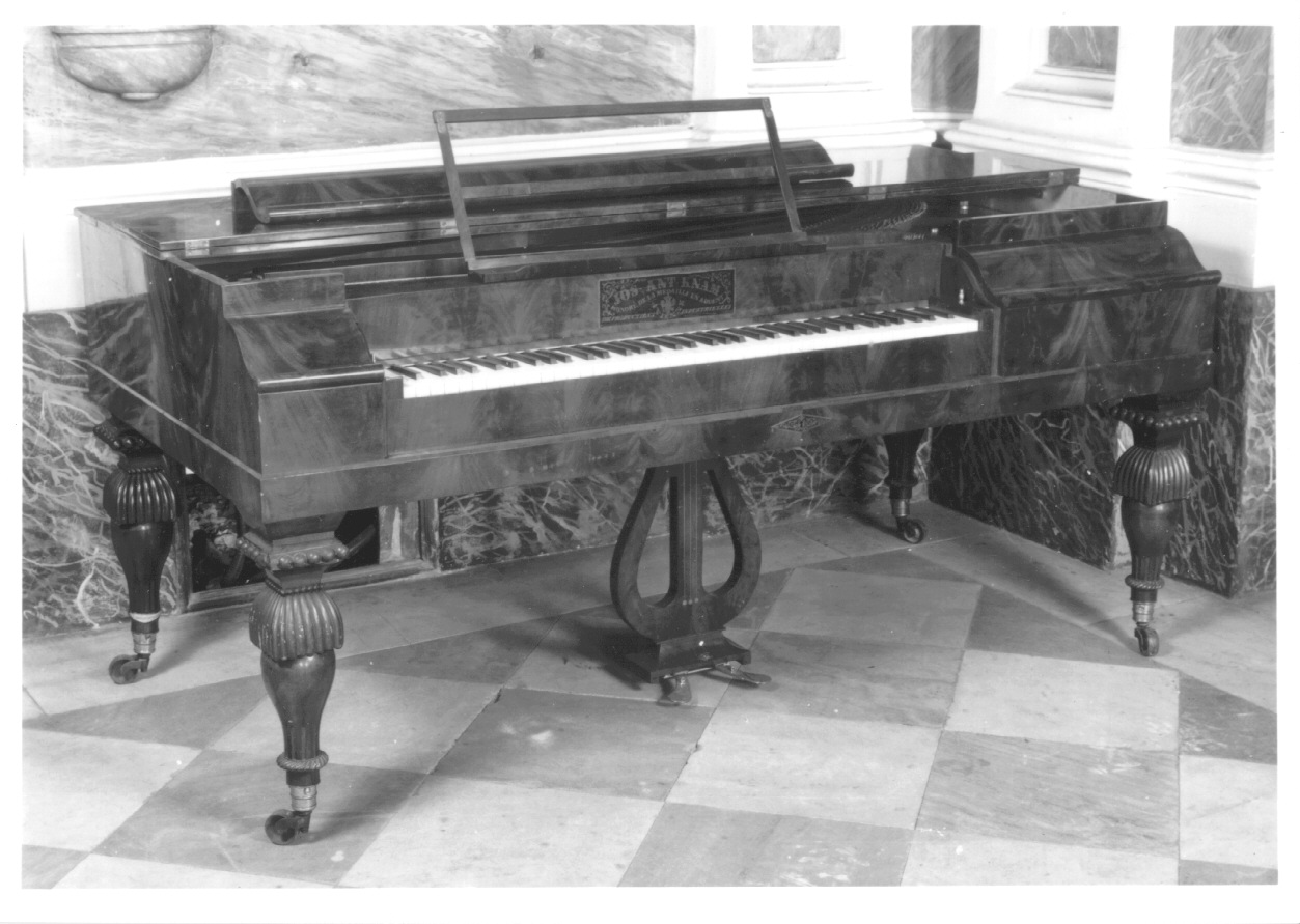 pianoforte, opera isolata di Knam Giuseppe Antonio - produzione austriaca (seconda metà sec. XIX)