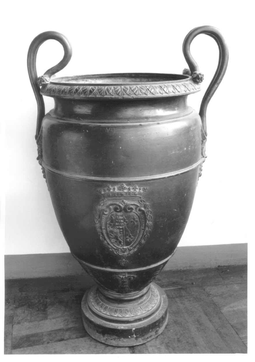 vaso, opera isolata - manifattura torinese (ultimo quarto sec. XVI)