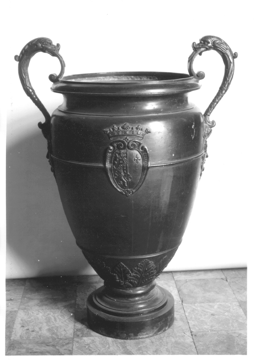 vaso, opera isolata - manifattura torinese (ultimo quarto sec. XVI)