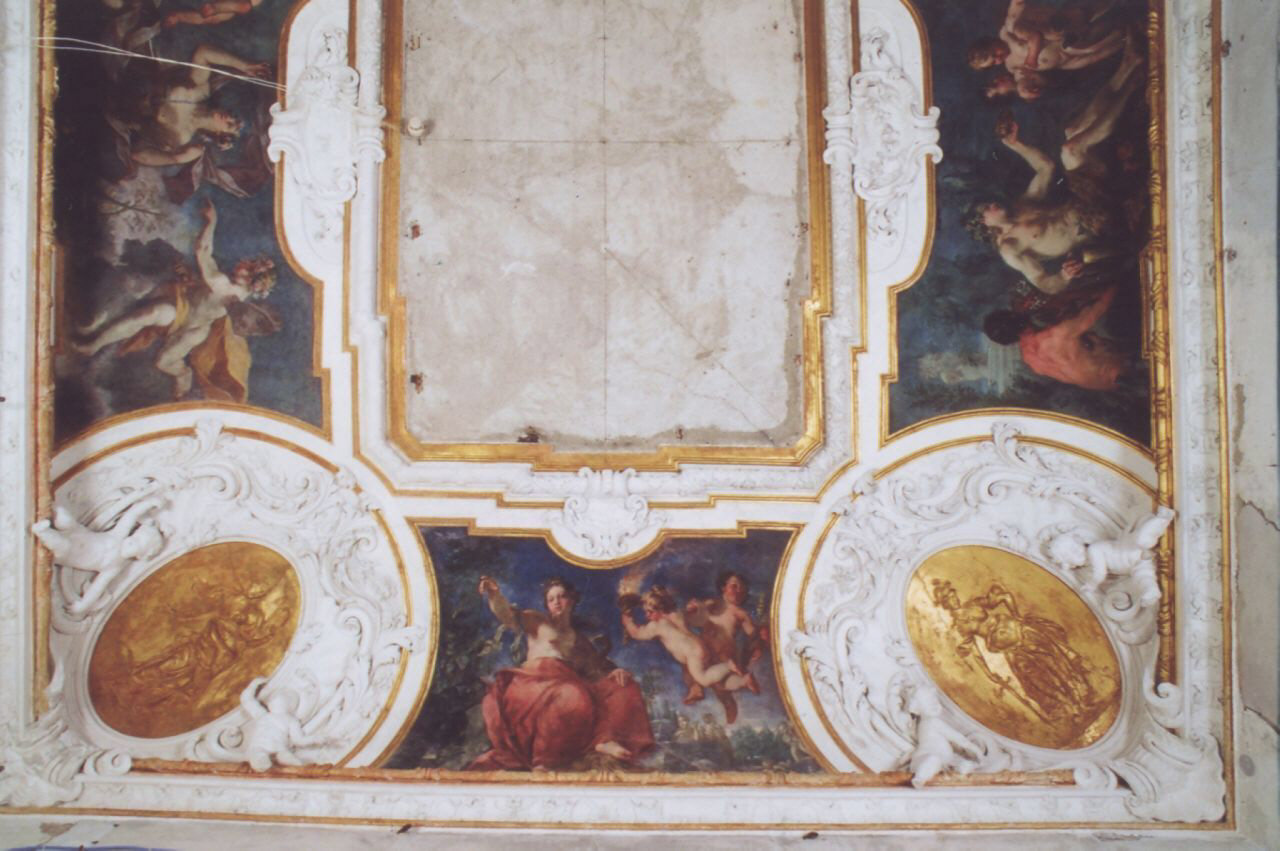 il carro di Aurora guidato da Apollo, le quattro stagioni e le quattro virtù cardinali (decorazione plastico-pittorica, complesso decorativo) di Beaumont Claudio Francesco (secc. XVII/ XVIII)