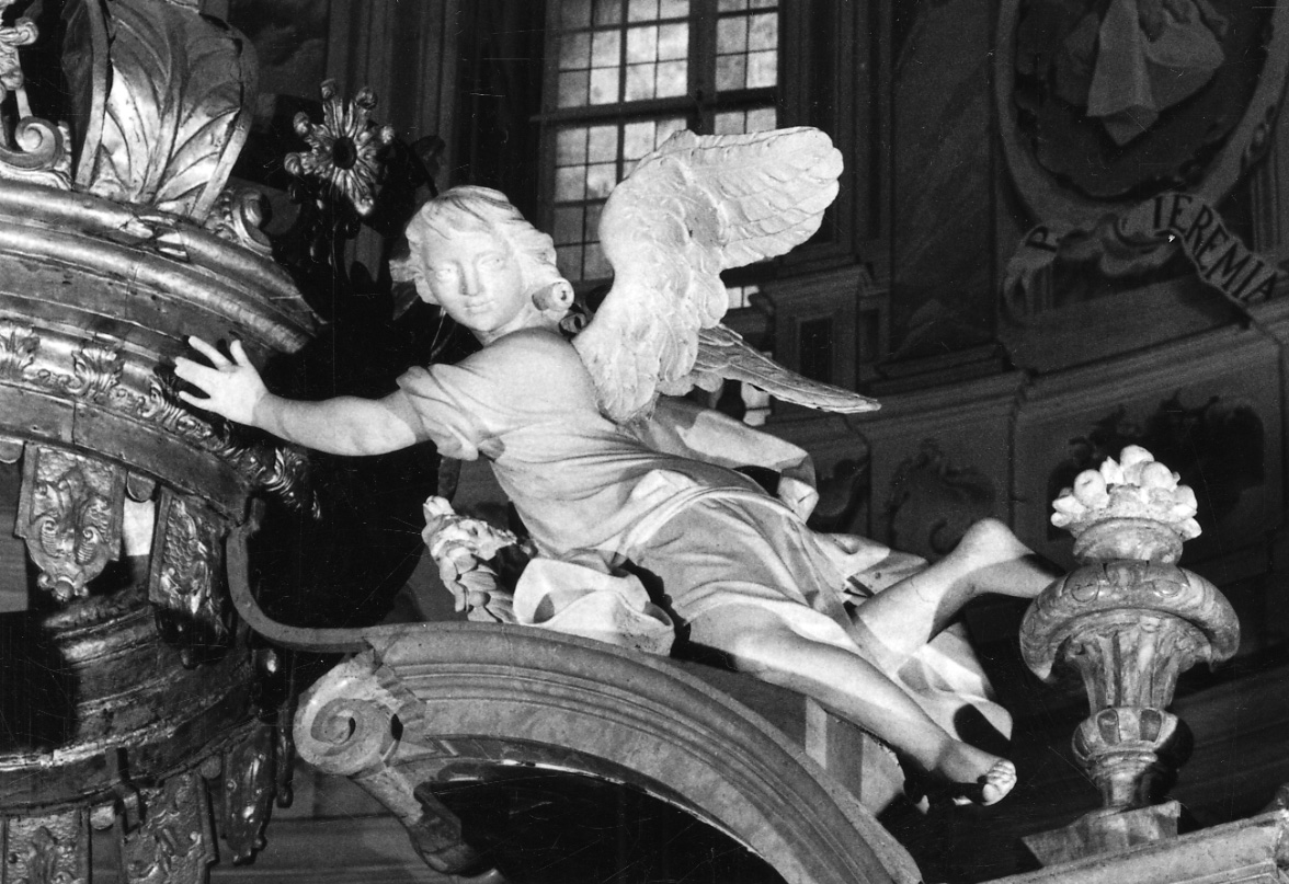 angelo (scultura, opera isolata) di Gallo Francesco, Solari Bartolomeo (metà sec. XVIII)