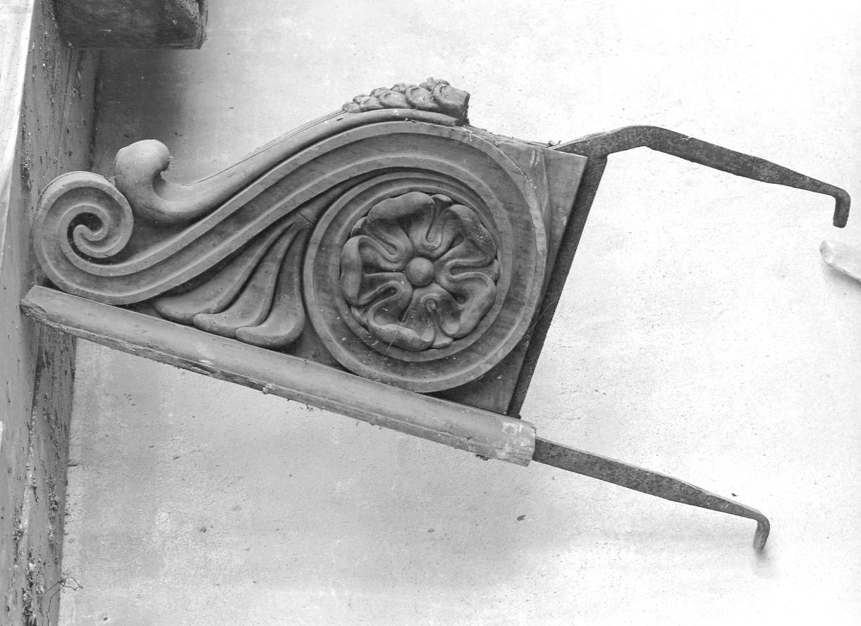 decorazione plastica, serie - bottega piemontese (prima metà sec. XVI)