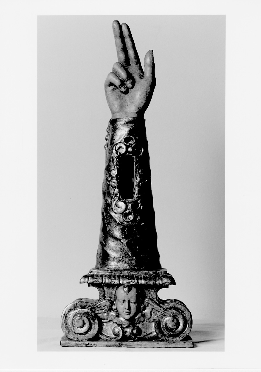 reliquiario antropomorfo - a braccio, opera isolata - bottega piemontese (metà sec. XVII)