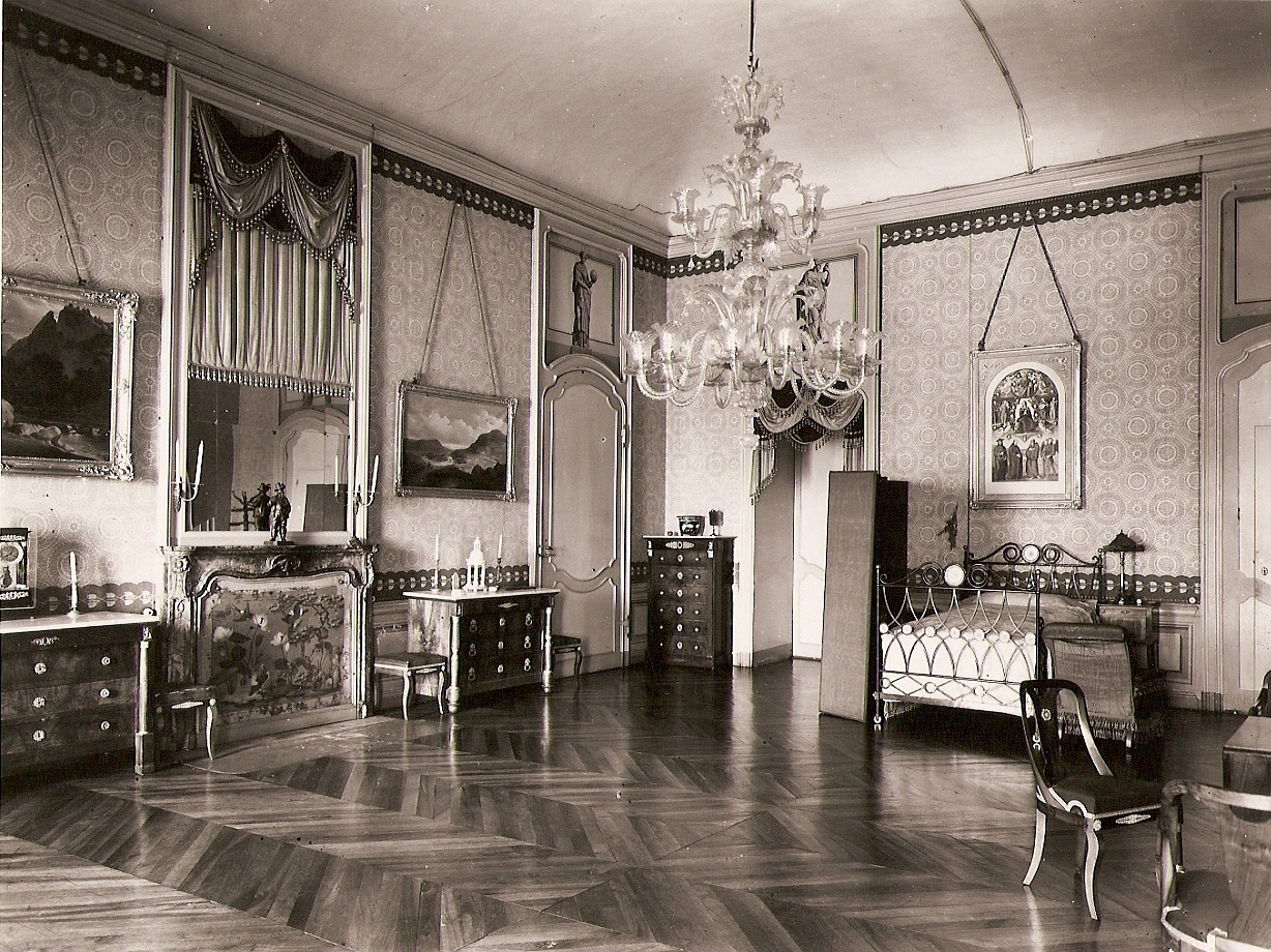 uccelli tra rami fioriti (paracamino, elemento d'insieme) di Rebaudengo Francesco (ultimo quarto sec. XVIII)