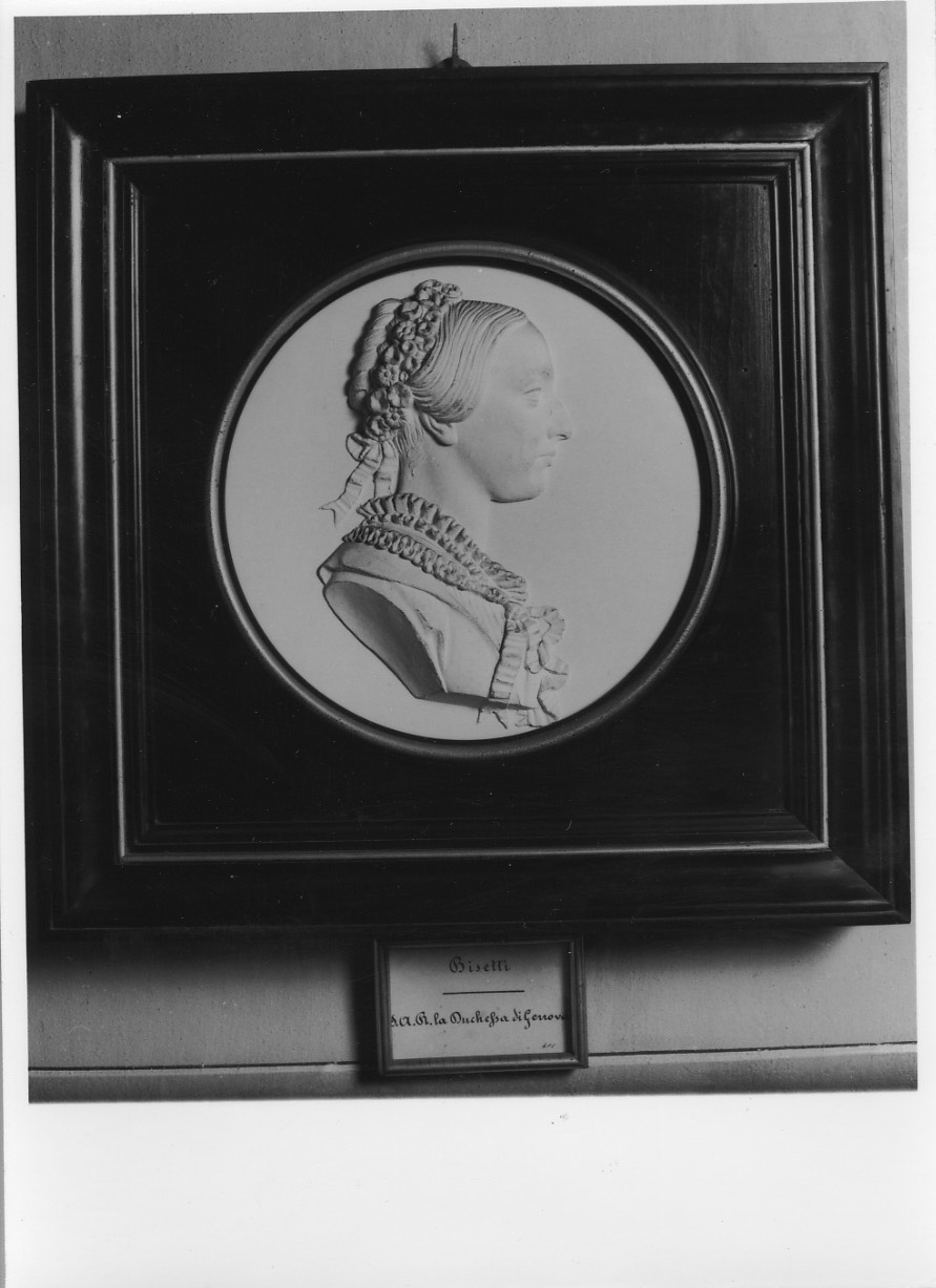 ritratto di Maria Elisabetta Massimiliana Luigia di Sassonia, duchessa di Genova (rilievo, opera isolata) di Bisetti Antonio (metà sec. XIX)