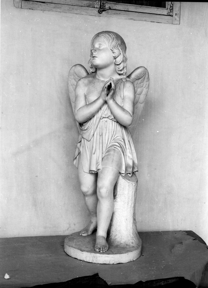 La preghiera dell'innocenza, angelo orante (statua, opera isolata) di Bienaimé Luigi (secondo quarto sec. XIX)