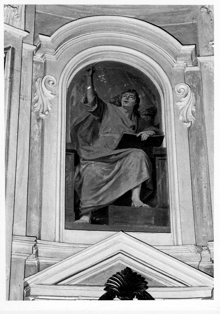 San Giovanni Evangelista (dipinto, elemento d'insieme) di Morgari Giuseppe (sec. XVIII)
