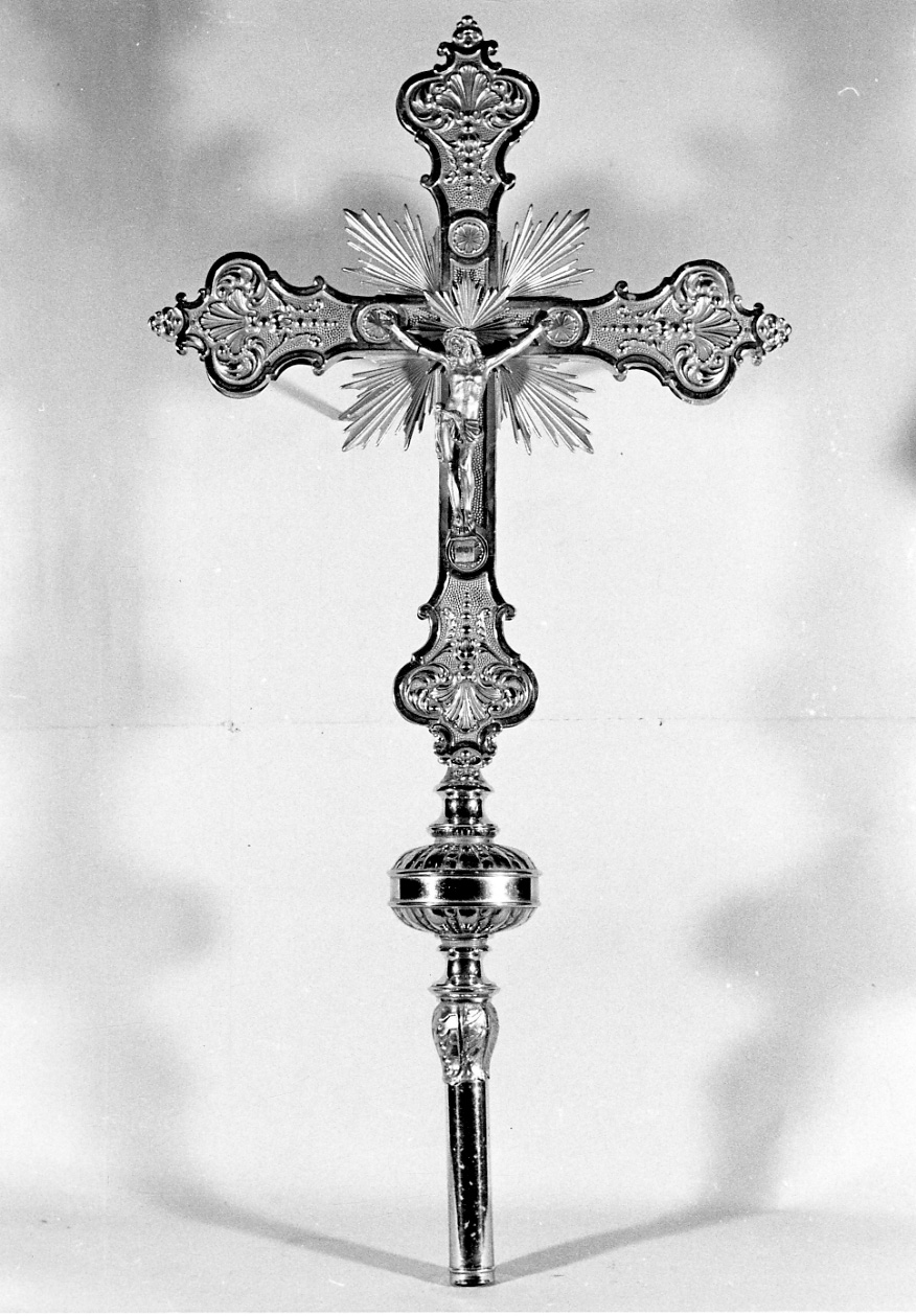 Cristo crocifisso (croce processionale, opera isolata) - ambito piemontese (primo quarto sec. XX)