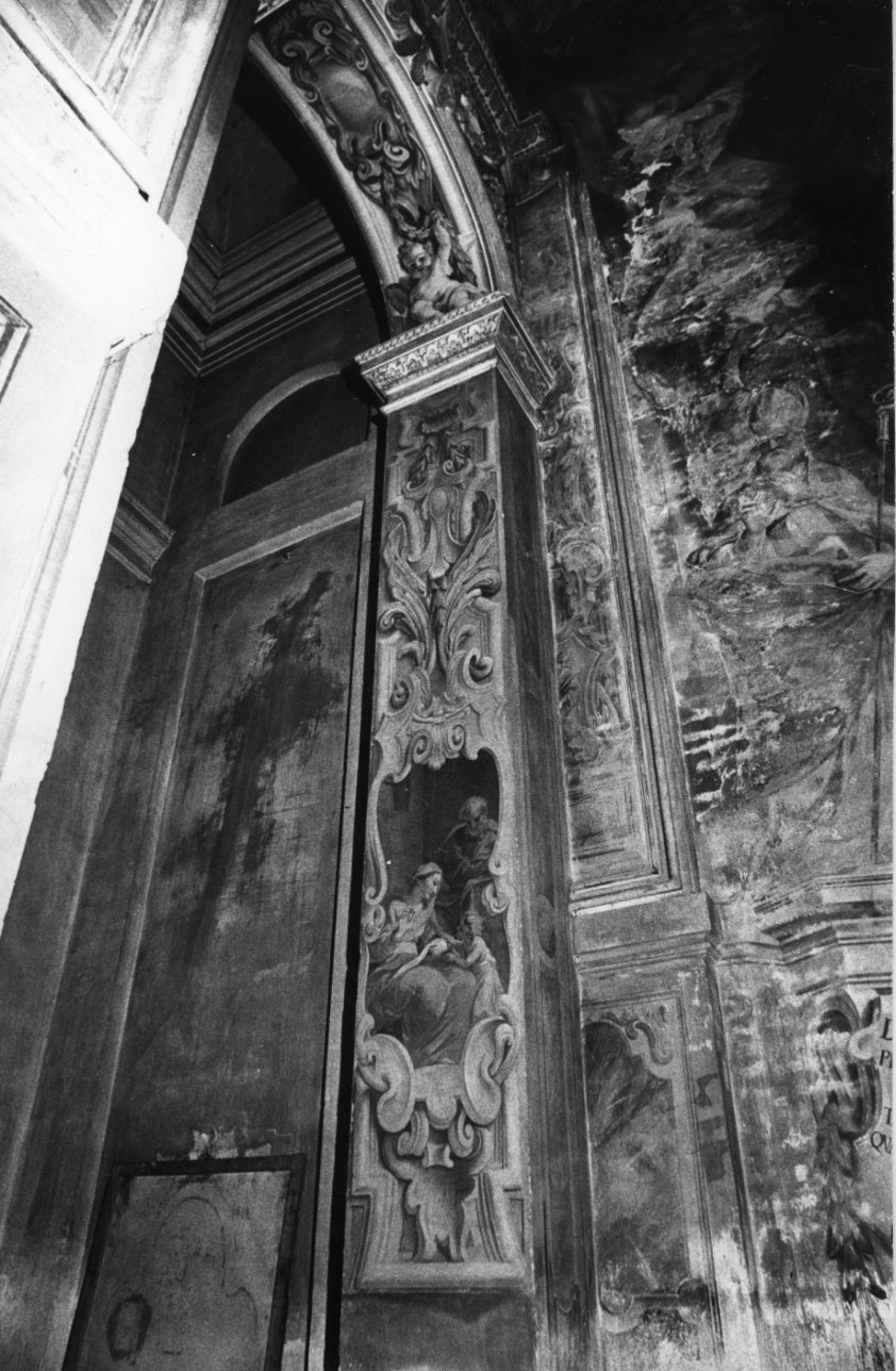 Sacra Famiglia (decorazione plastico-pittorica, elemento d'insieme) di Legnani Stefano Maria detto Legnanino (primo quarto sec. XVIII)