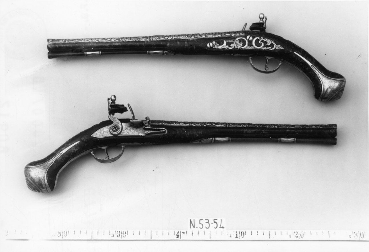 pistola, coppia - bottega tedesca (primo quarto sec. XVIII)