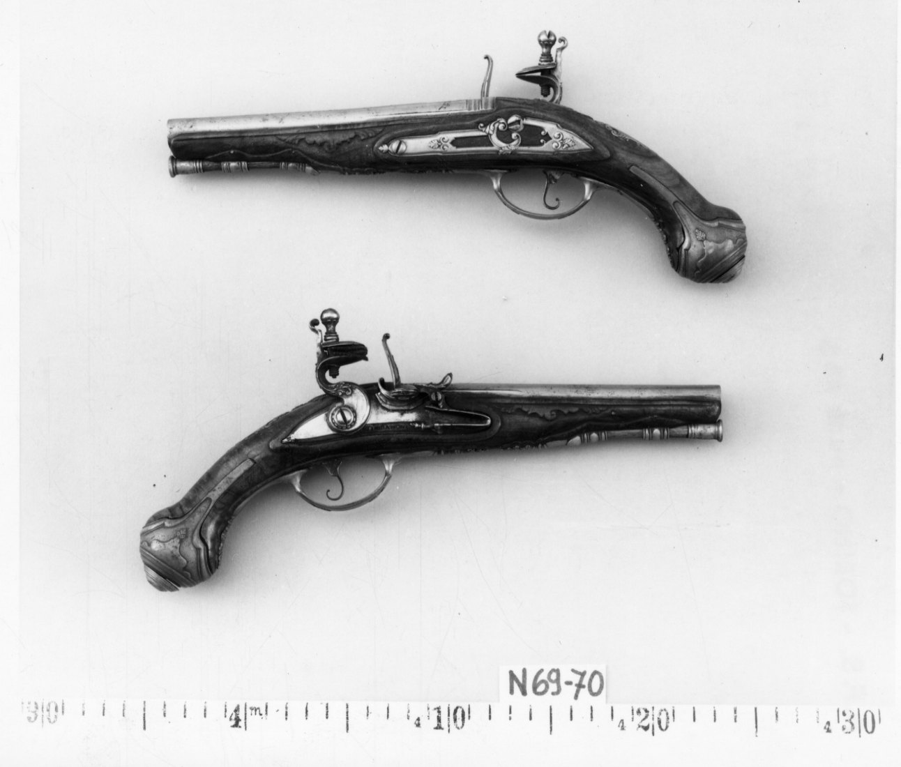 pistola, opera isolata - bottega torinese (primo quarto sec. XIX)