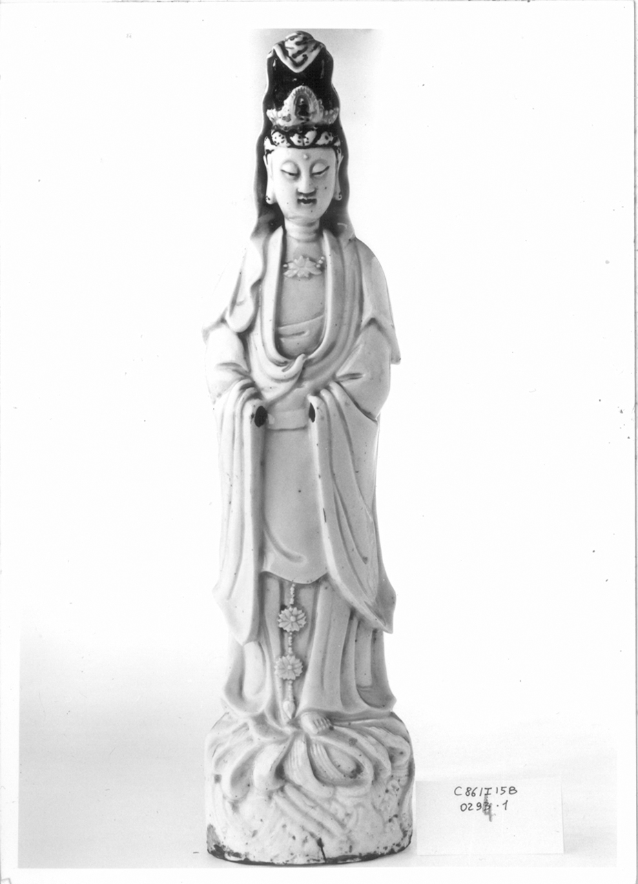Guanyin su onde, FIGURA ALLEGORICA FEMMINILE (statuetta, opera isolata) di Manifattura di Dehua (primo quarto sec. XVIII)