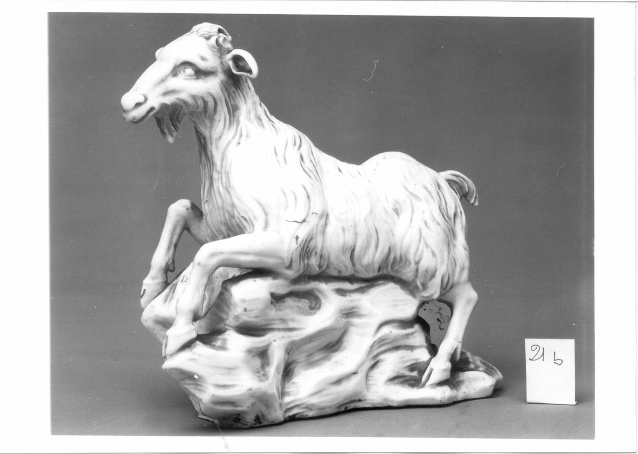 caprone (statuetta, opera isolata) di Manifattura di Mennecy (sec. XVIII)