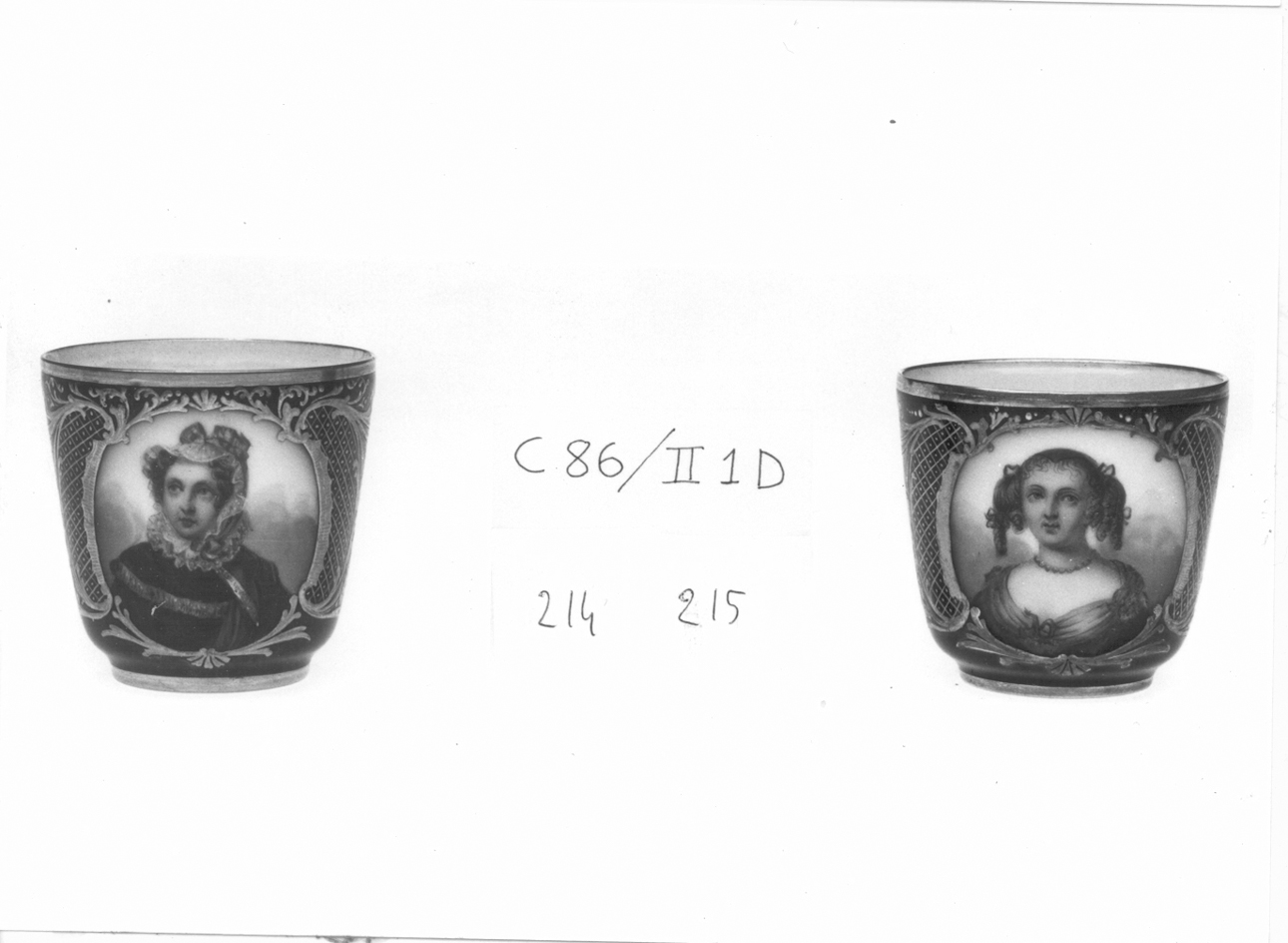 Ritratto di M.me Campan, ritratto femminile (tazza, elemento d'insieme) di Atelier de Boyer (sec. XIX)