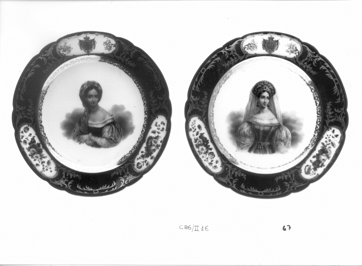 Ritratto di donna moscovita, ritratto femminile (piatto, elemento d'insieme) di Atelier de Boyer (sec. XIX)