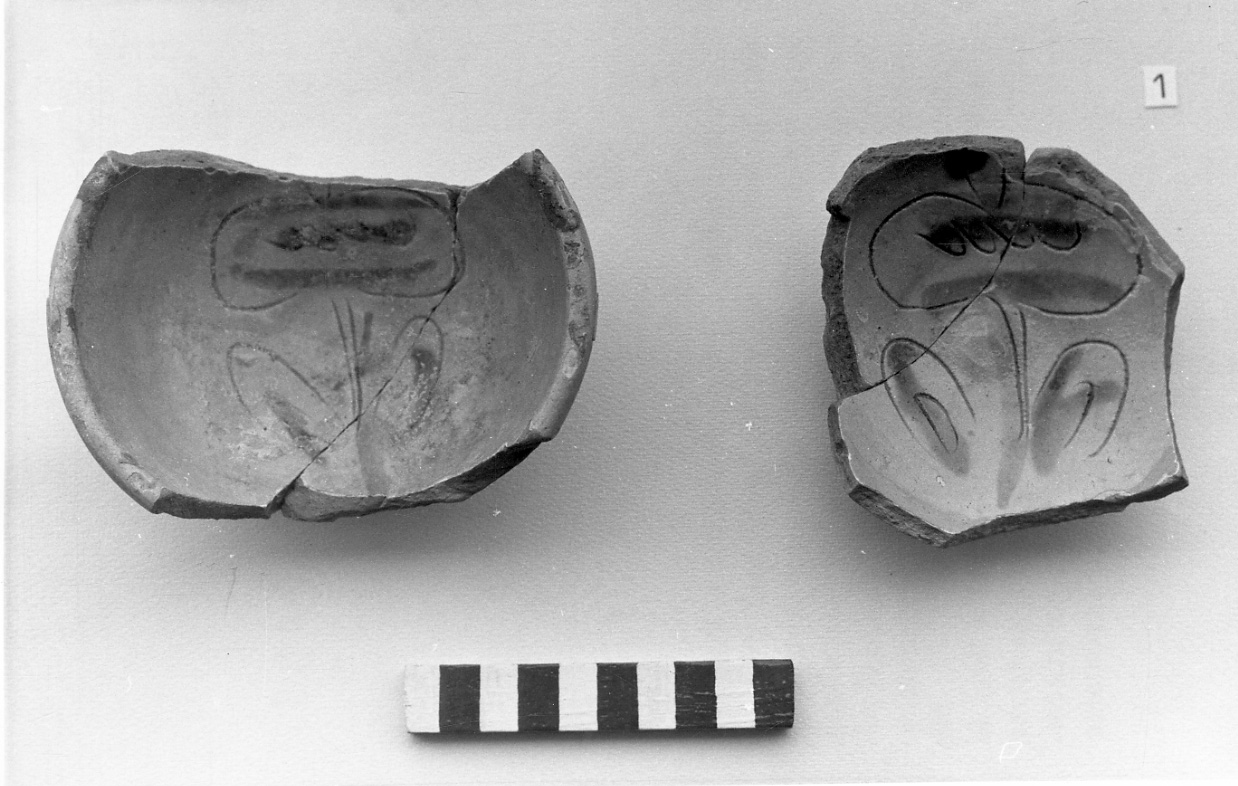 tazza, frammento - bottega padana (secc. XV/ XVI)