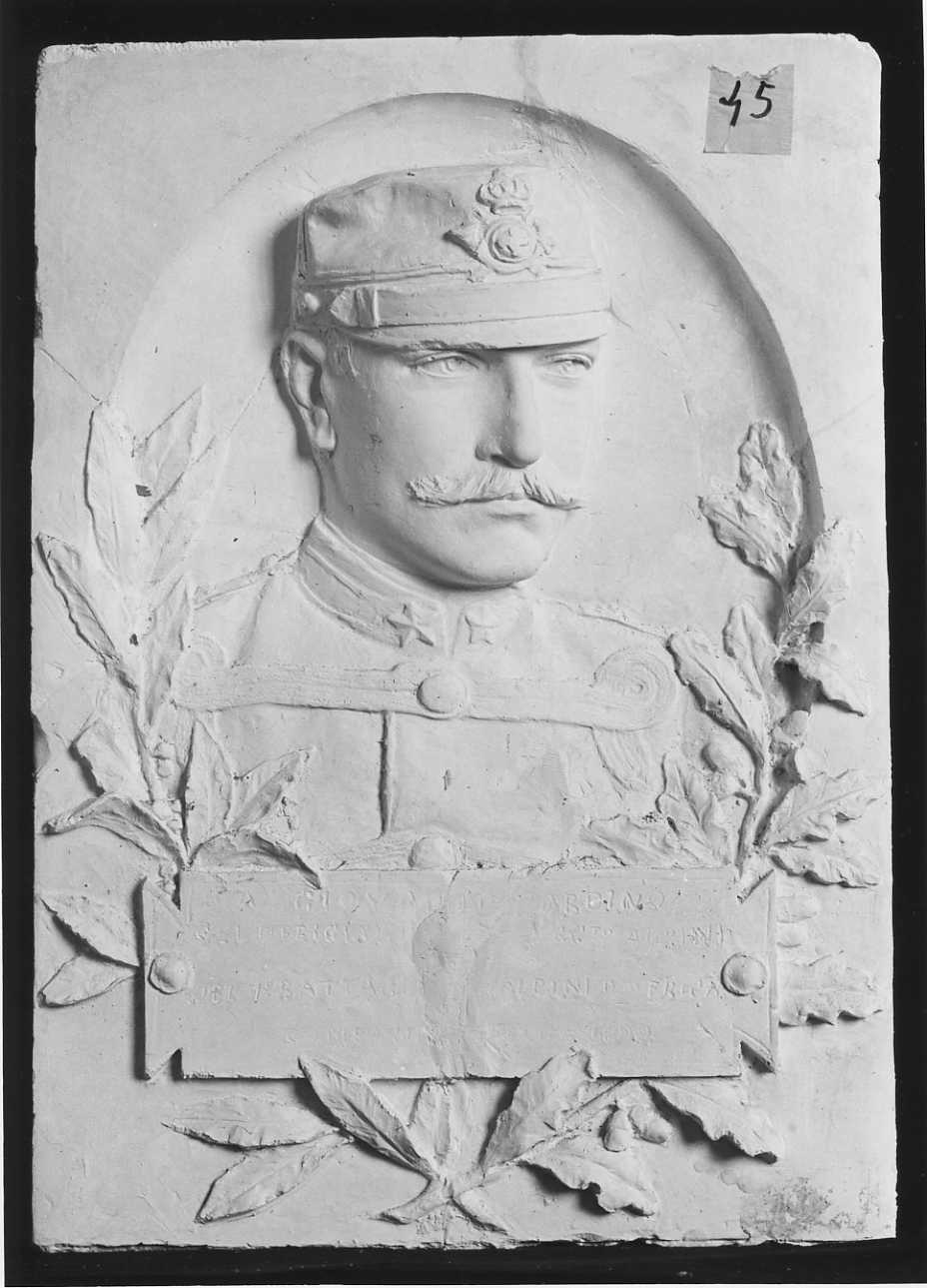 ritratto a mezzo busto di Giovanni Cordino (rilievo, opera isolata) di Della Vedova Pietro (fine sec. XIX)