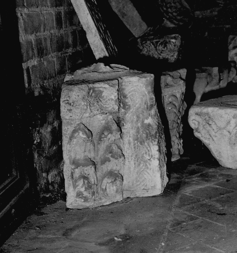 capitello, opera isolata - bottega Italia settentrionale (fine/inizio secc. XI/ XII)