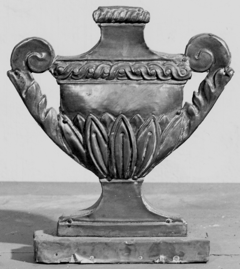 vaso d'altare per composizione floreale, opera isolata - bottega novarese (prima metà sec. XIX)
