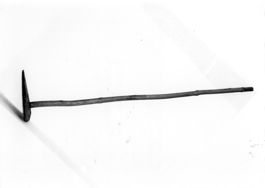 rastrello-tirabrace (rastrello) - bottega abruzzese (sec. XX)