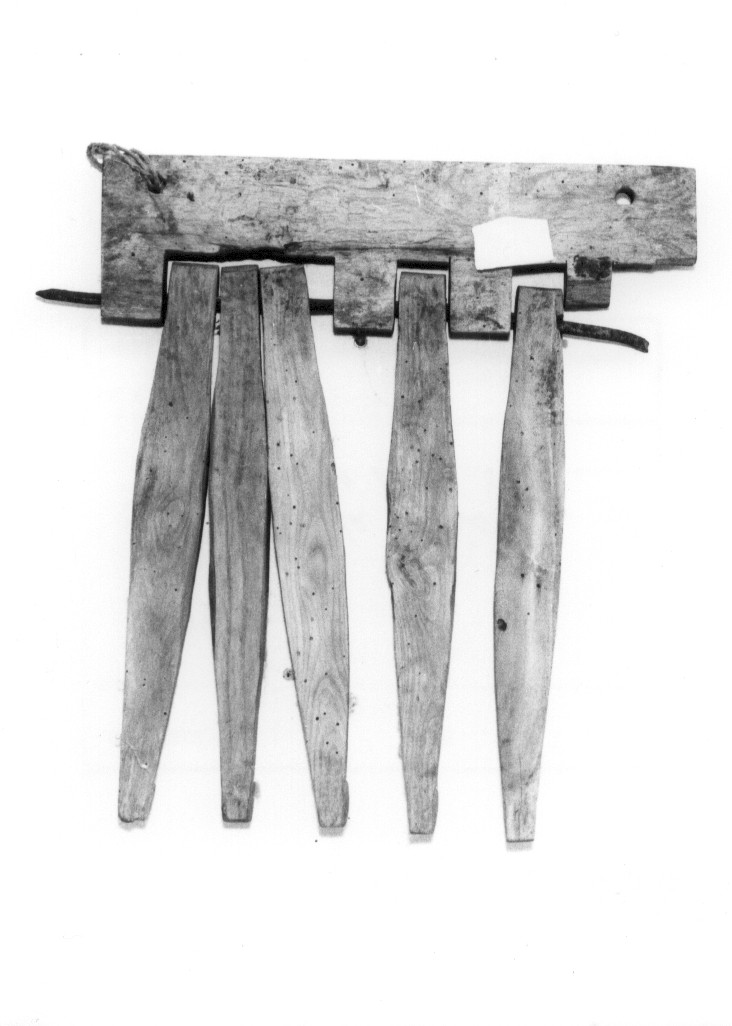 pedale da telaio (pedale) - bottega abruzzese (secc. XIX/ XX)