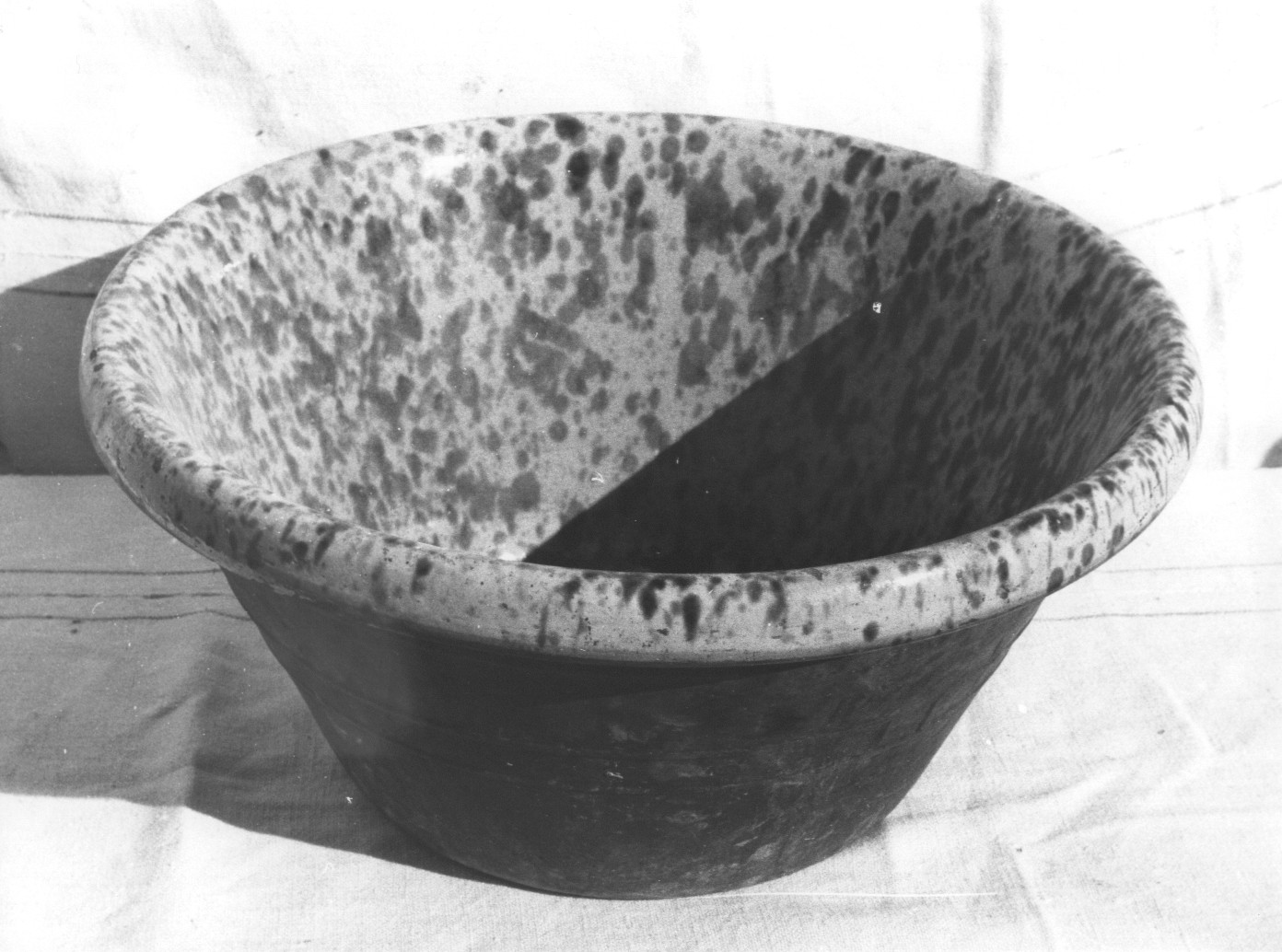 vaso contenitore (vaso) - ambito abruzzese (sec. XX)