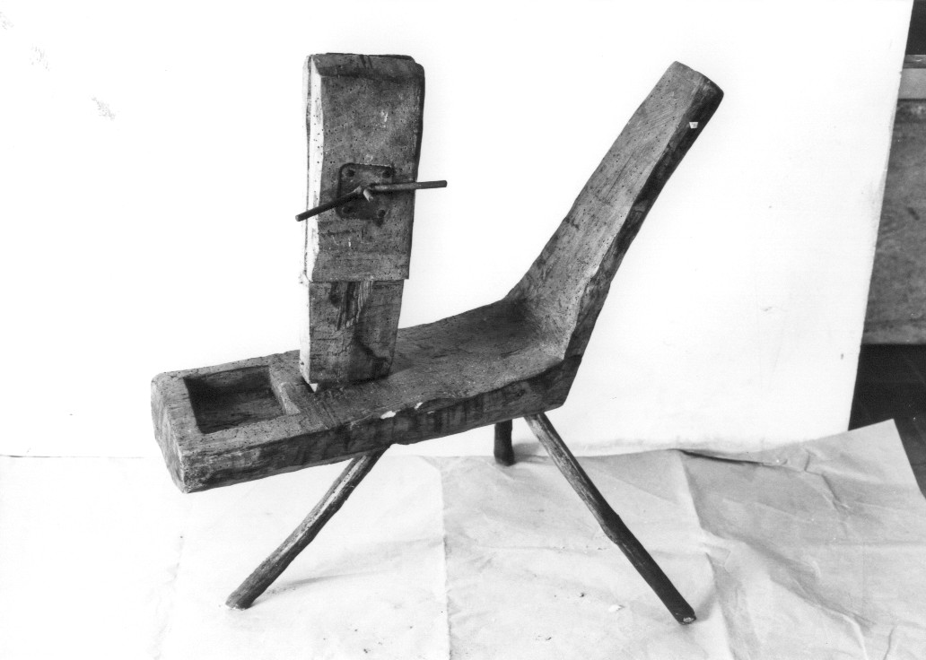 morsa a sgabello di Cofini Francesco (sec. XX)