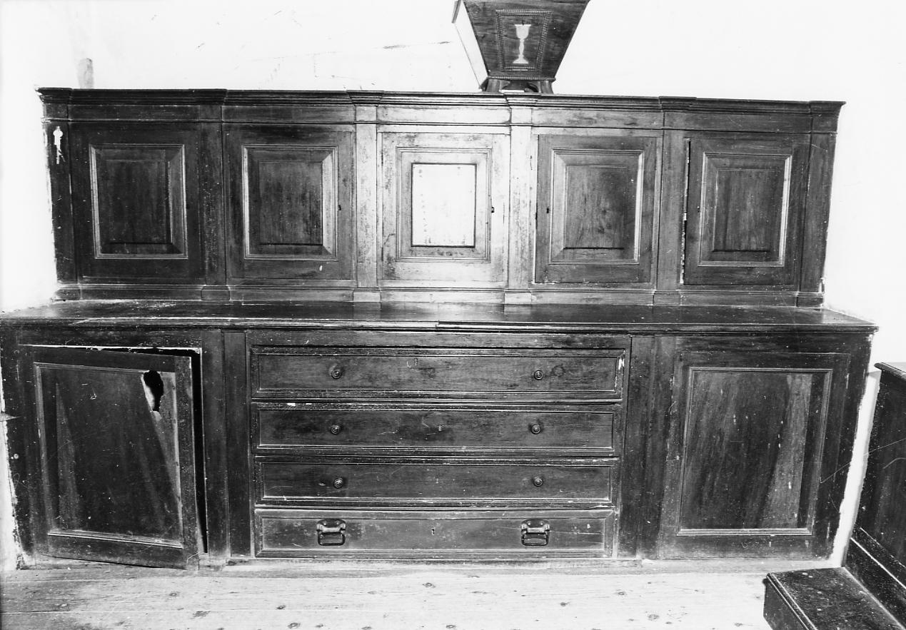 mobile da sacrestia, opera isolata - bottega Italia centrale (sec. XIX)