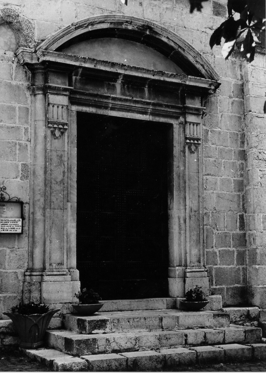 mostra di portale, opera isolata - bottega Italia centrale (sec. XVIII)