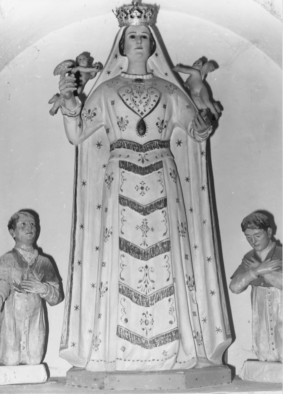 La Madonna del Gonfalone, Madonna (statua, opera isolata) - bottega Italia centrale (sec. XX)