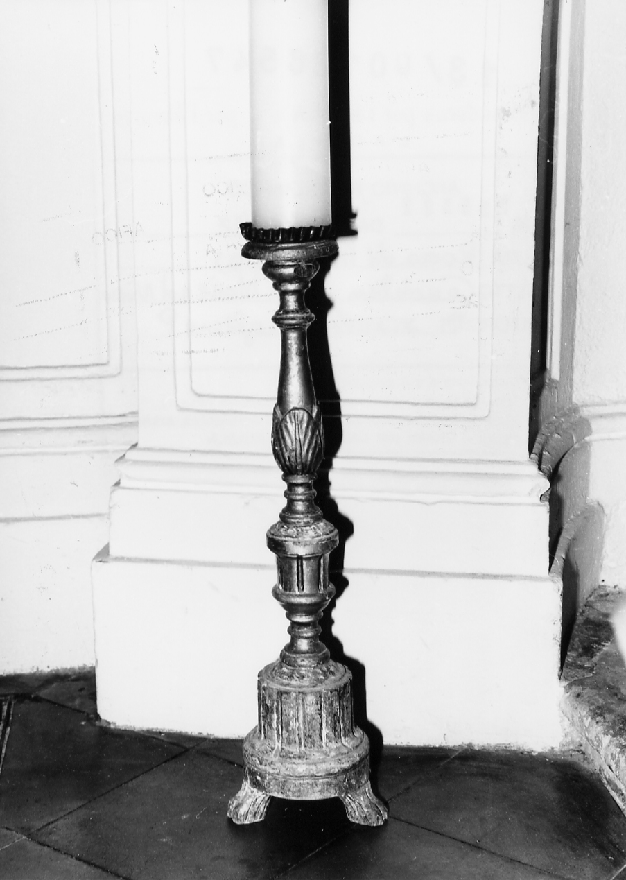 candeliere, opera isolata - bottega Italia centrale (sec. XIX)