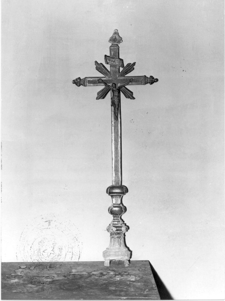 croce d'altare, opera isolata - bottega Italia centrale (sec. XVIII)