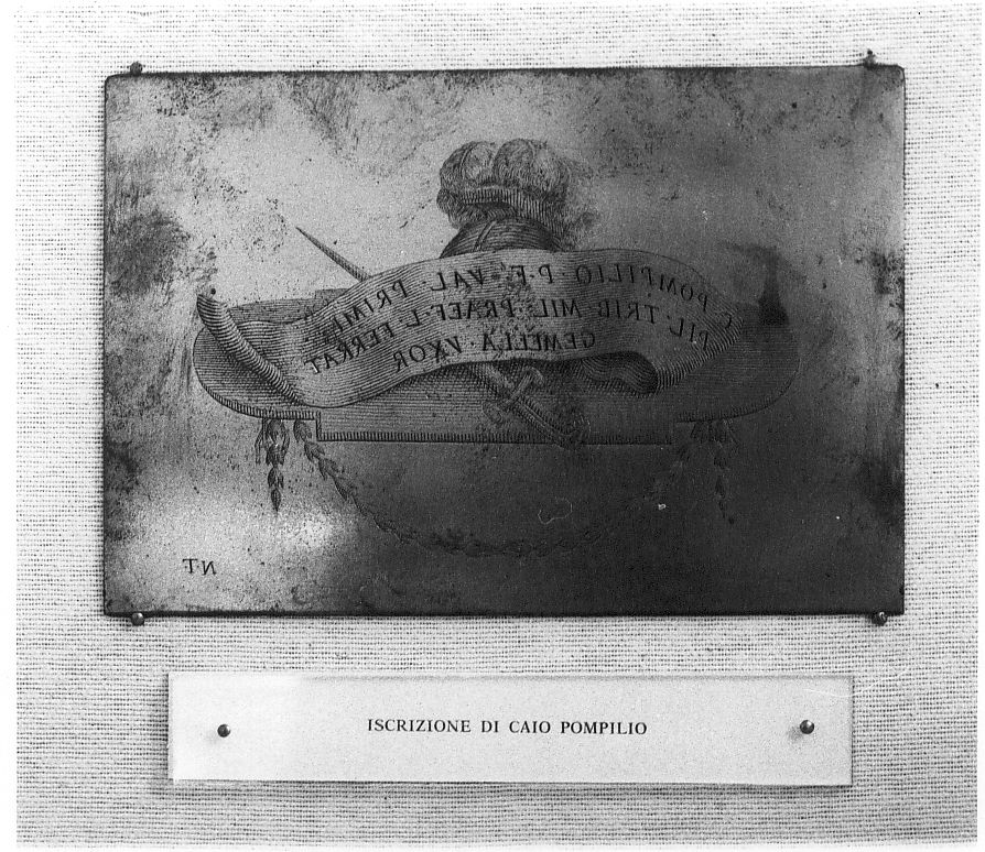 iscrizione di Caio Pompilio, iscrizione (stampa) di Tiberi Nicola (sec. XVIII)