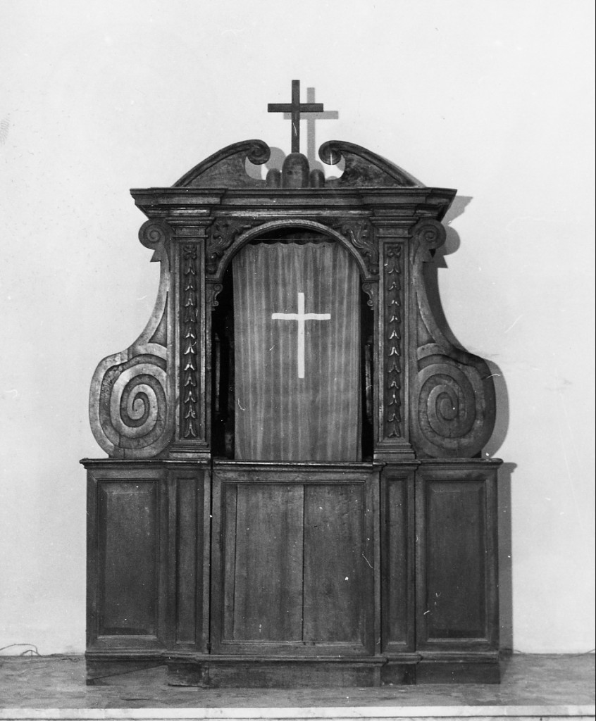 Motivi decorativi a volute (confessionale) - ambito abruzzese (sec. XVIII)
