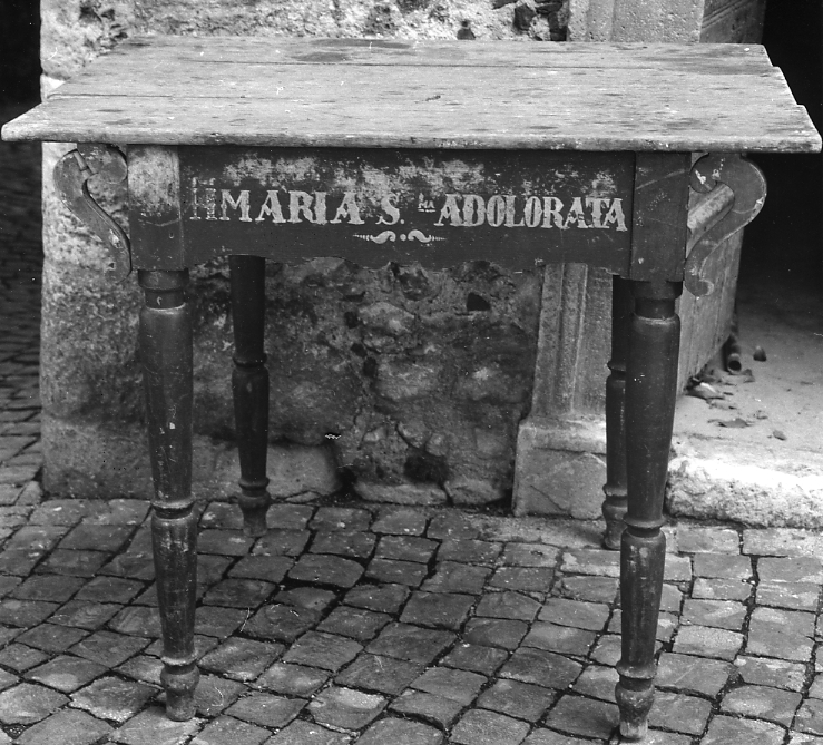 tavolo, opera isolata - bottega Italia centrale (sec. XIX)