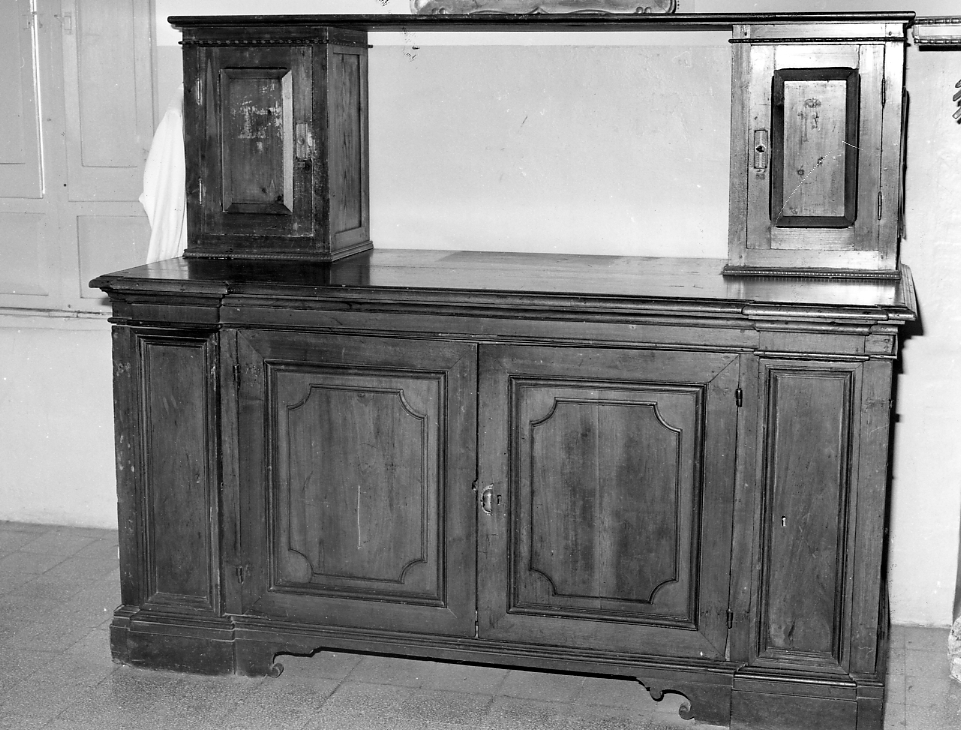 mobile da sacrestia, opera isolata - bottega Italia centrale (sec. XIX)