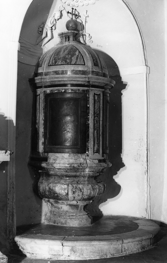 fonte battesimale, opera isolata - bottega Italia centrale (sec. XVIII)