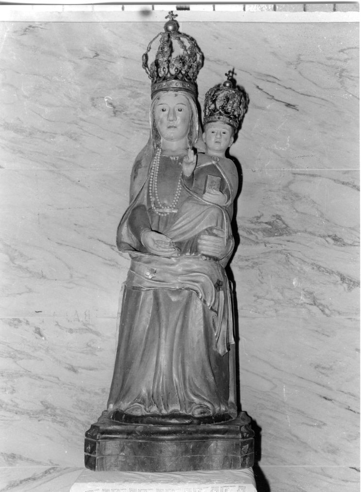 Madonna con Bambino (statua) - bottega Italia centrale (sec. XVI)