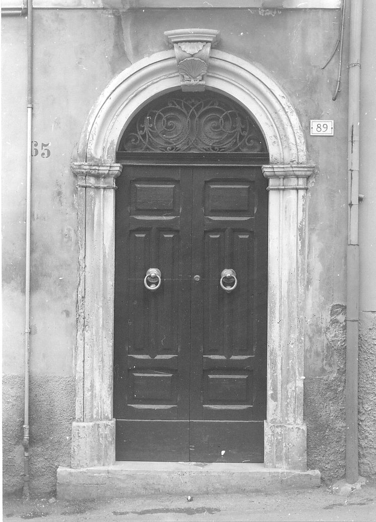 portale, opera isolata - bottega Italia centrale (secc. XIX/ XX)