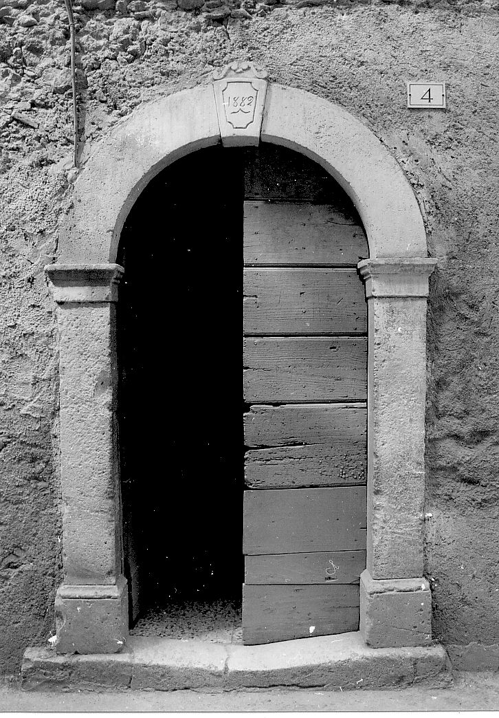 portale, opera isolata - bottega Italia centrale (secc. XIX/ XX)